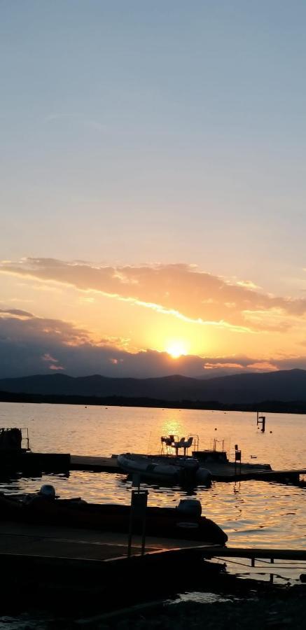 Marianna Casa Vacanza Azzate Bagian luar foto