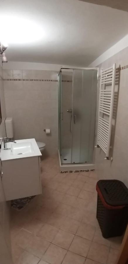 Marianna Casa Vacanza Azzate Bagian luar foto
